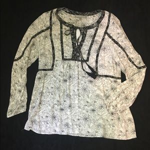 Daniel Rainn floral blouse with piping